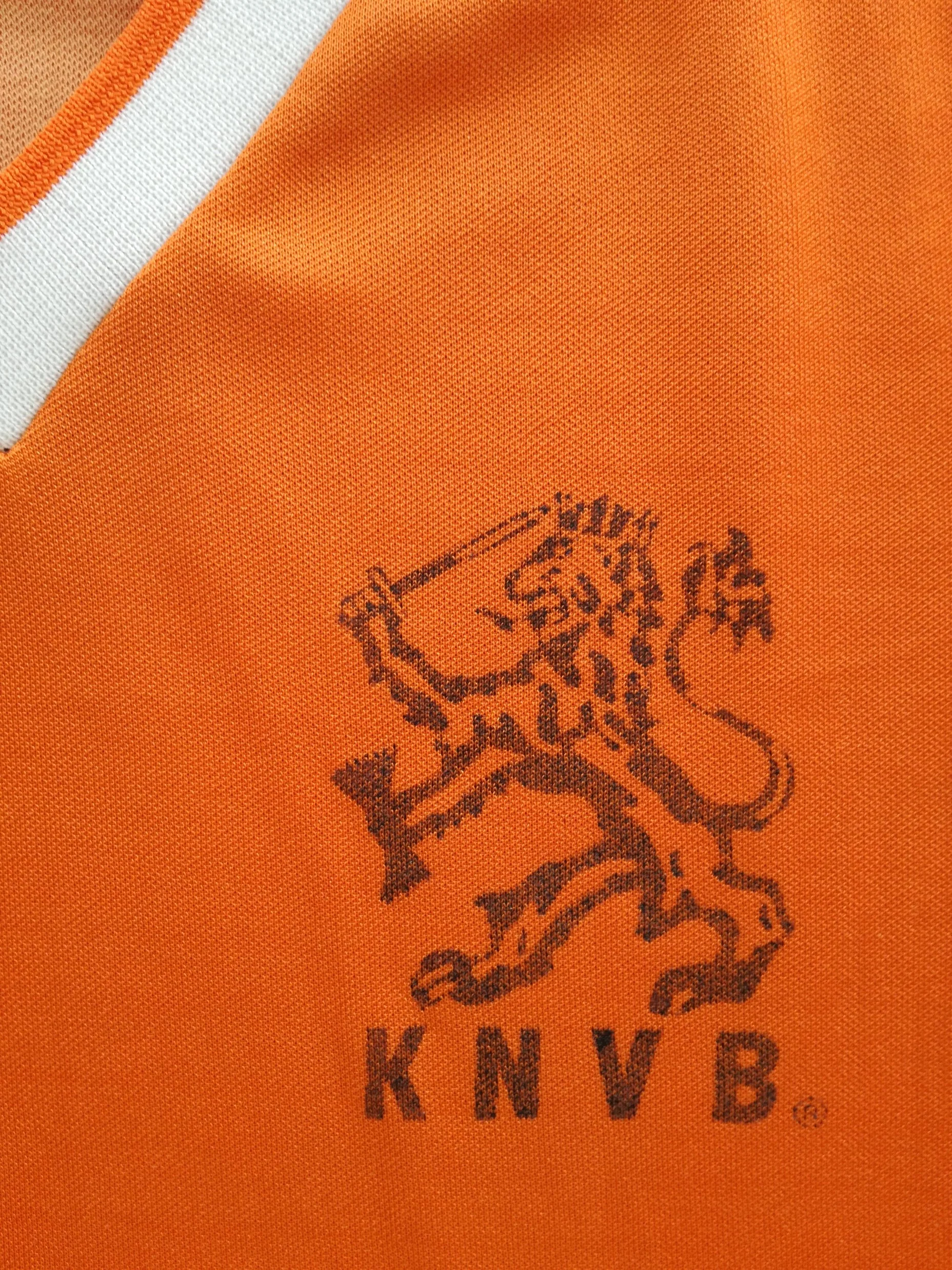 1985/86 Netherlands Home Football Shirt (M) - Image 4