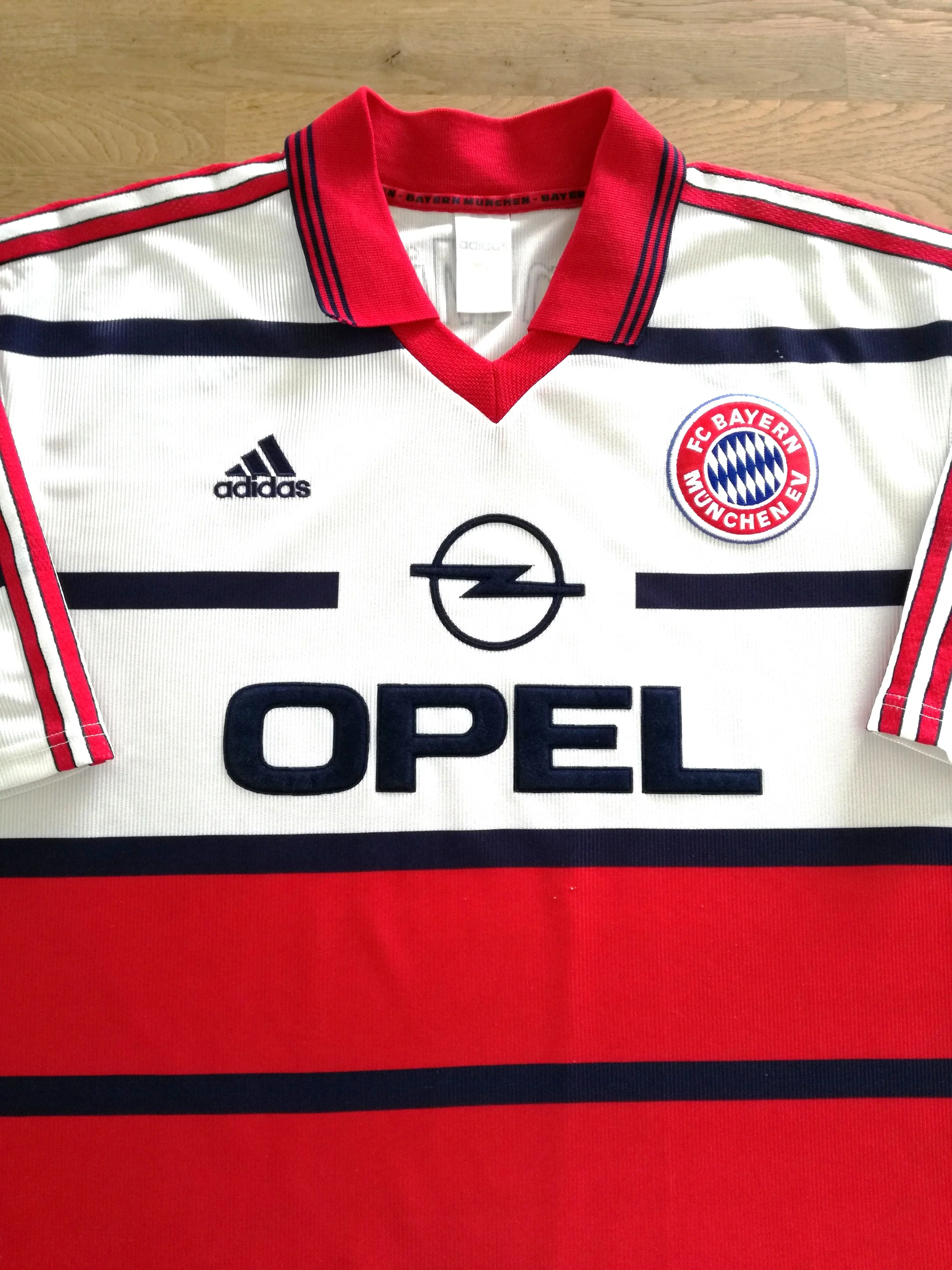 1998/99 Bayern Munich Away Football Shirt (XL)