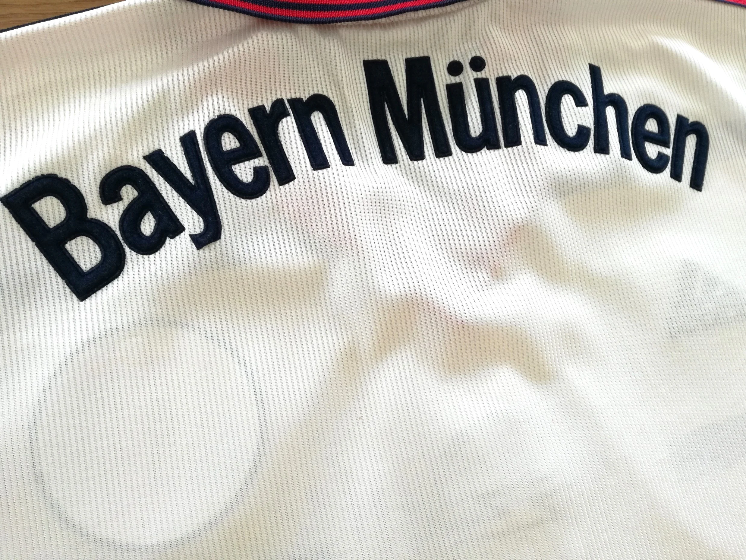 1998/99 Bayern Munich Away Football Shirt (XL) - Image 6