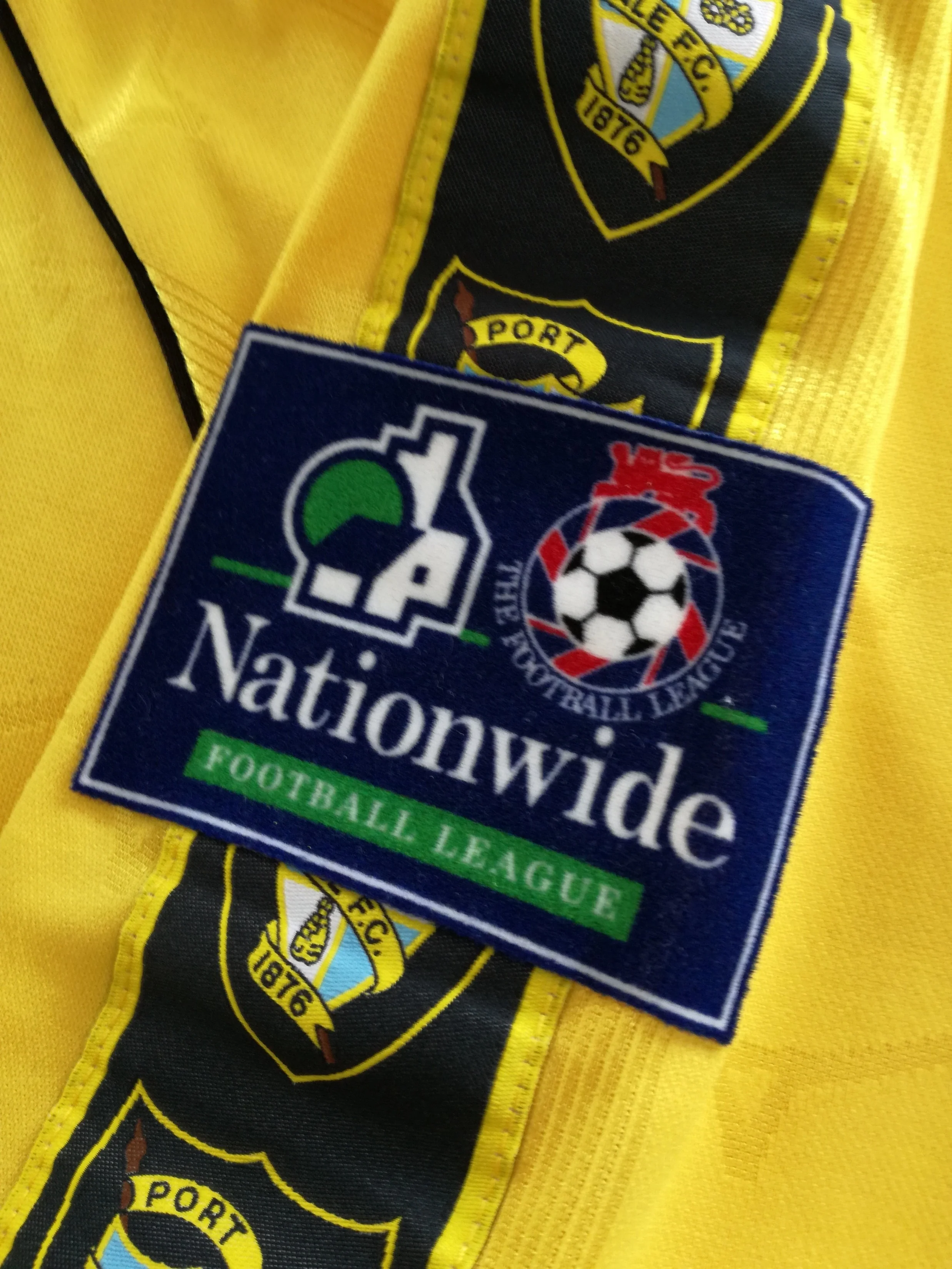 1998/99 Port Vale Away Match Issue Football League Shirt (Bogie) #16 (signed) (XL) - Image 6