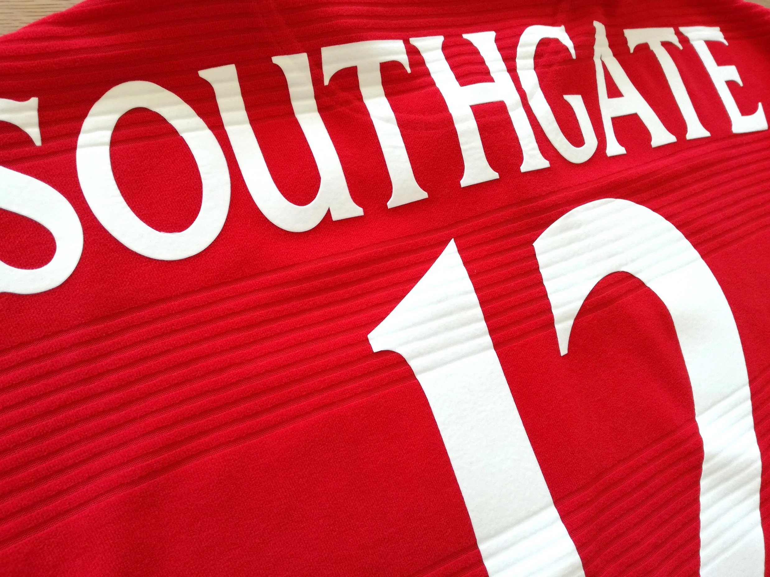 2000/01 England Away Football Shirt Southgate #12 (XXL) - Image 6