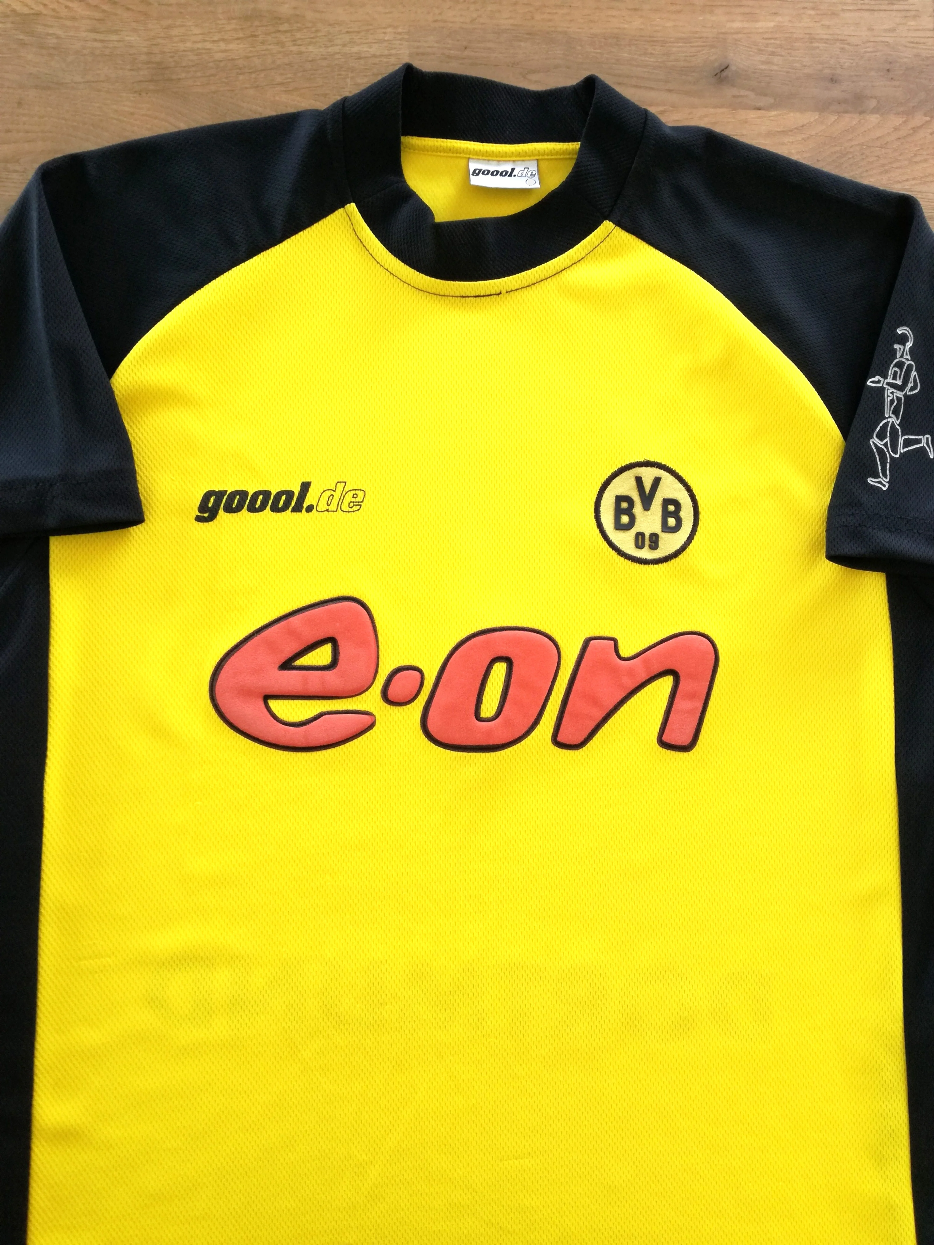 2001/02 Borussia Dortmund Home Football Shirt (L)