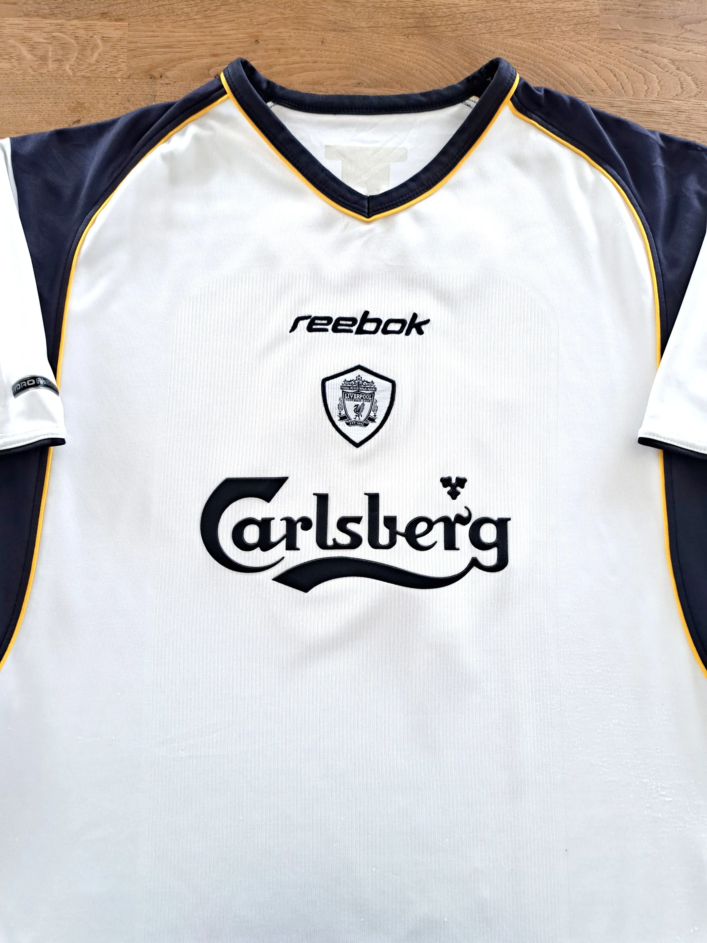 2001/02 Liverpool Away Football Shirt (XXL)