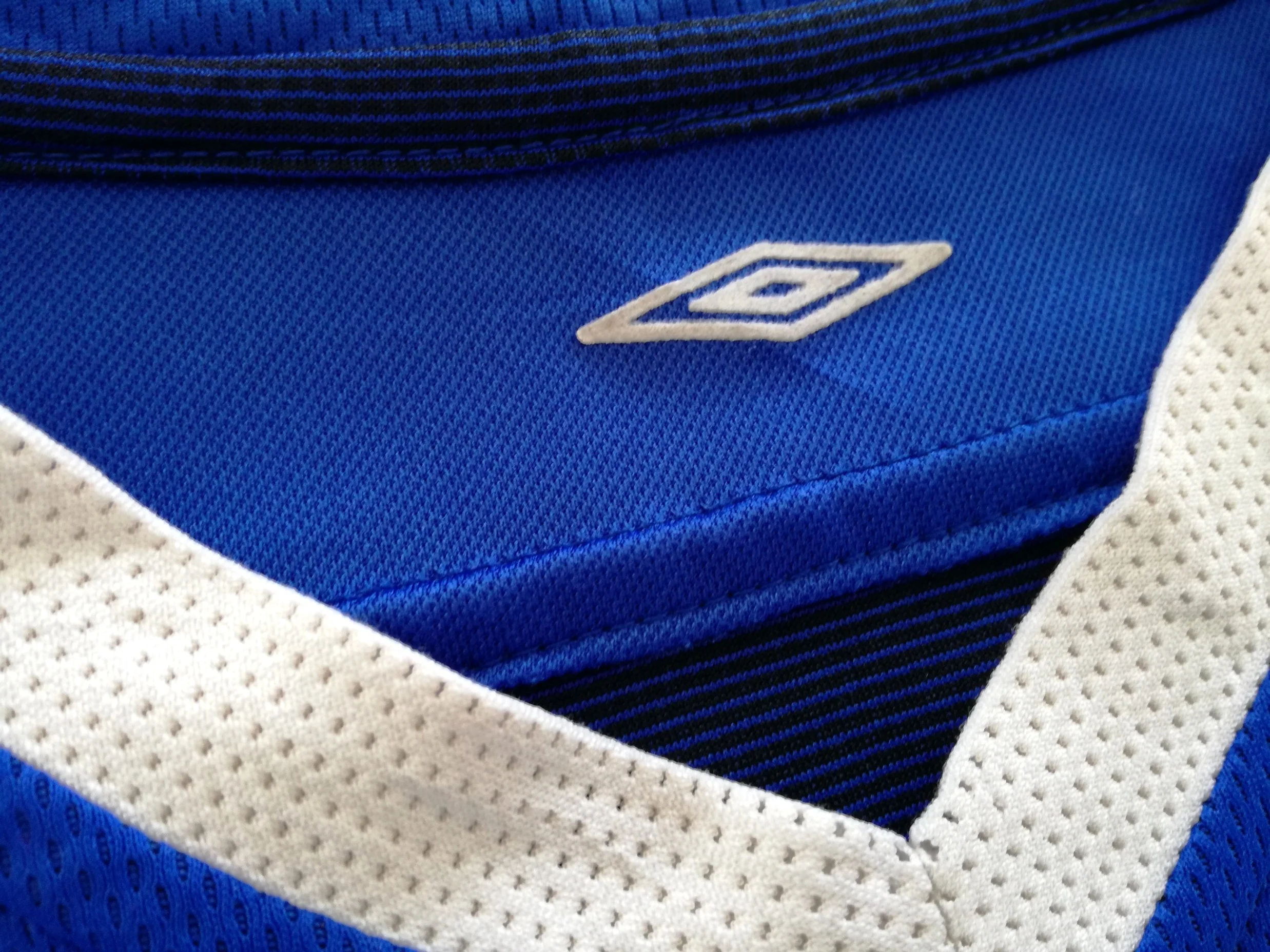 2003/04 Chelsea Home Football Shirt (Kids) - Image 2
