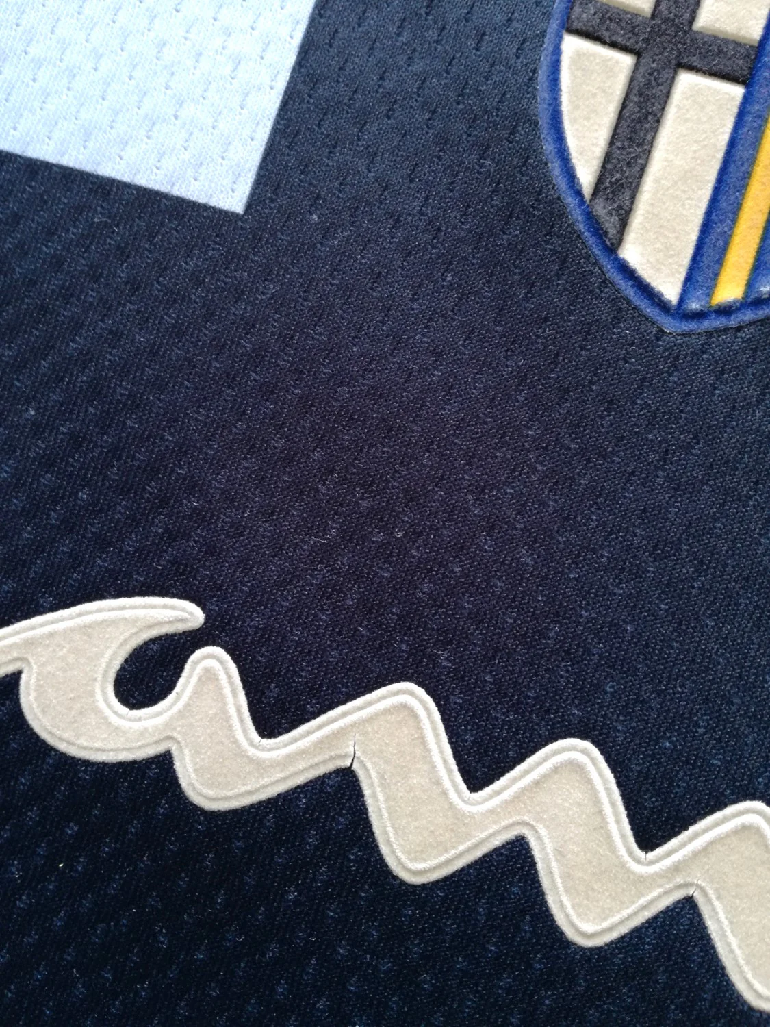 2004/05 Parma 3rd Football Shirt (L) - Image 2