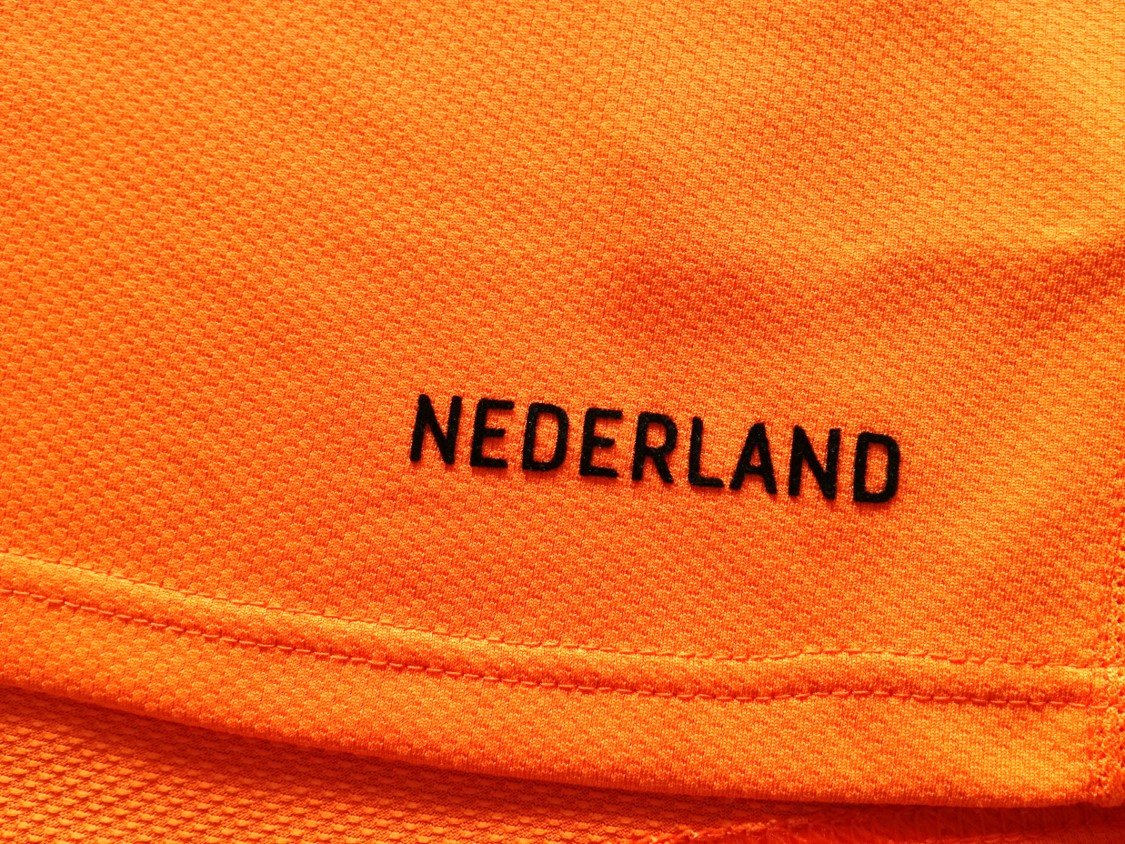 2006/07 Netherlands Home Football Shirt (M) - Image 6