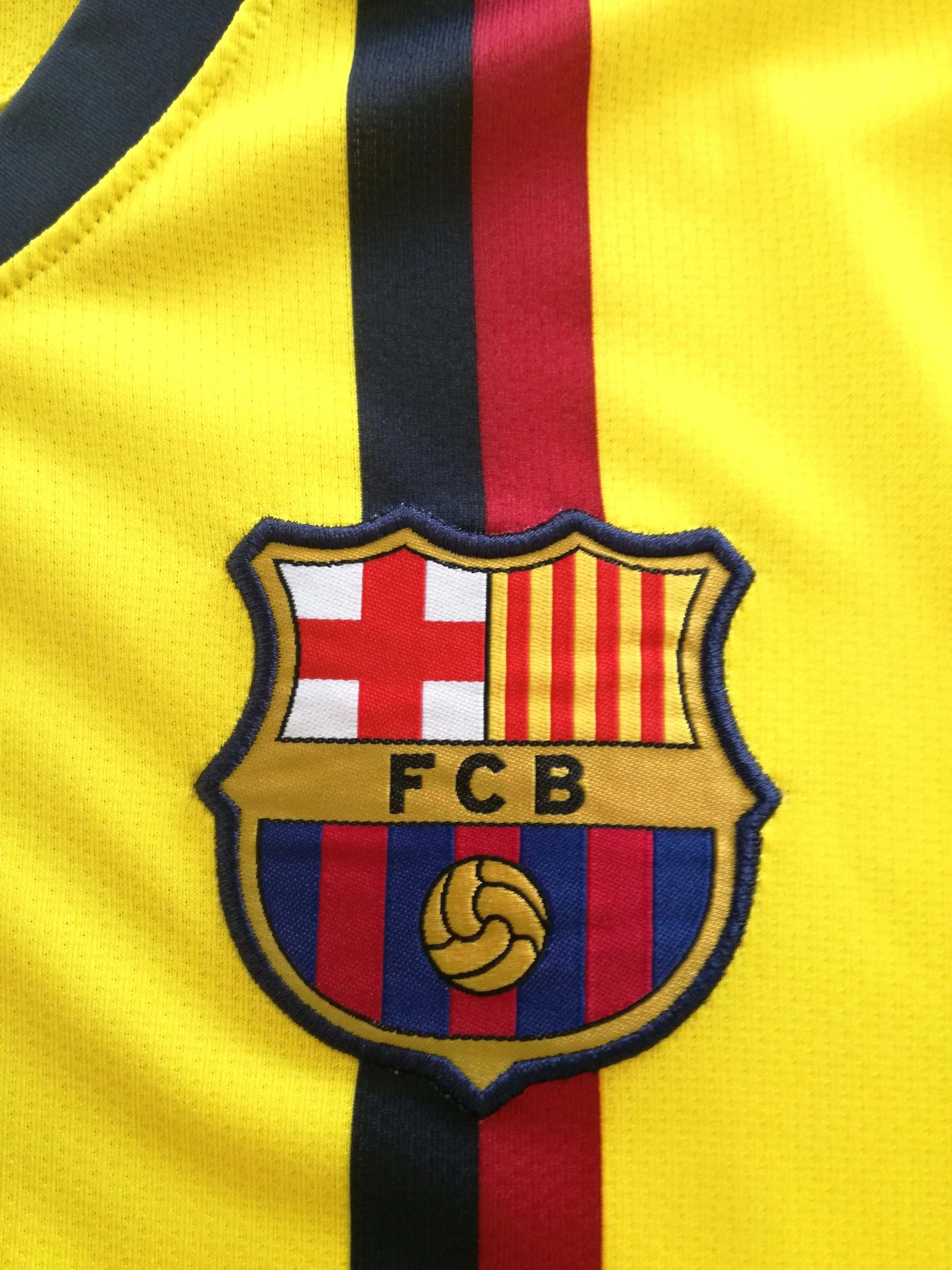 2008/09 Barcelona Away La Liga Football Shirt (L) - Image 4