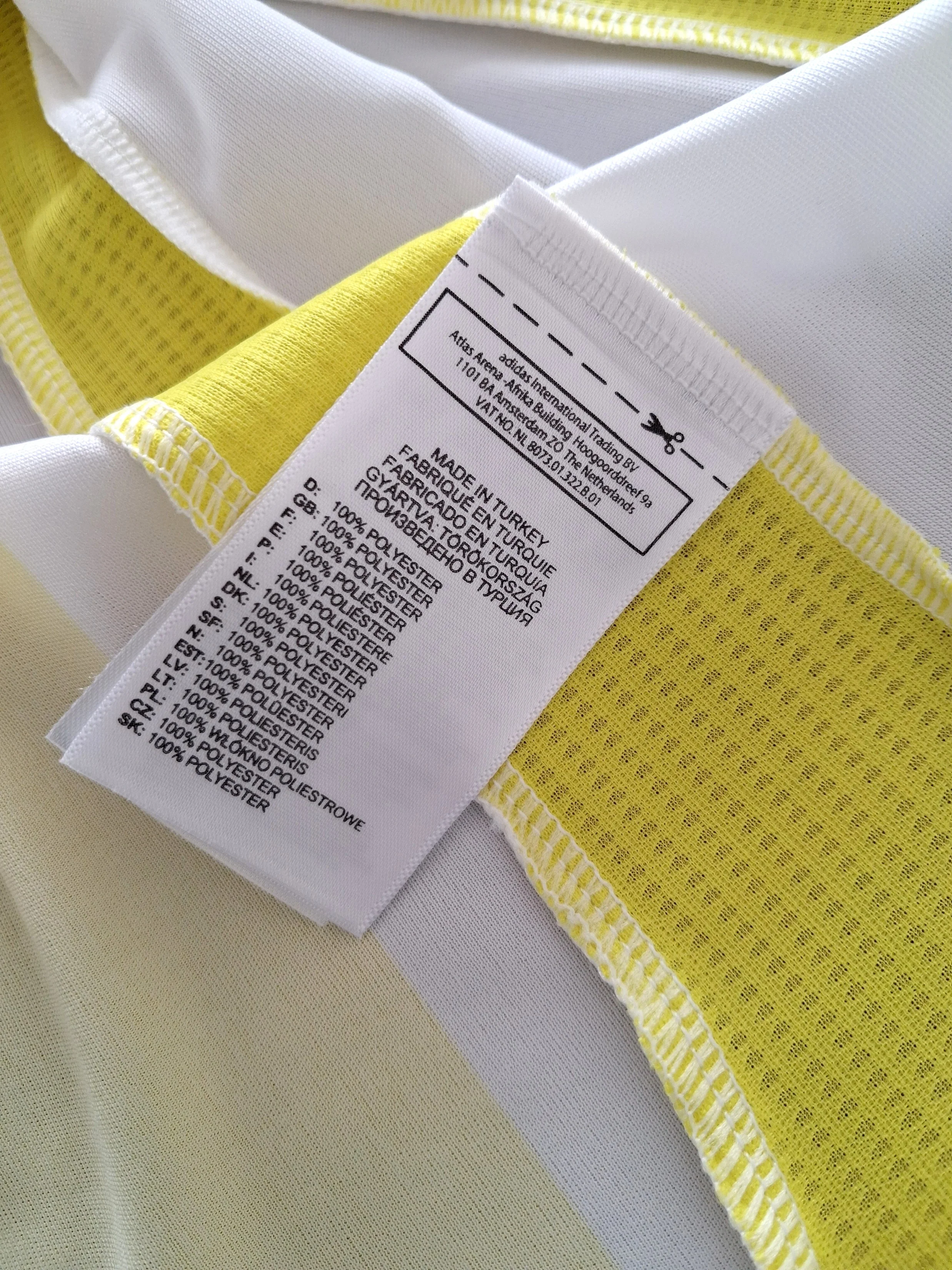 2009/10 Fenerbahçe Away Football Shirt R. Carlos #3 (XL) - Image 10