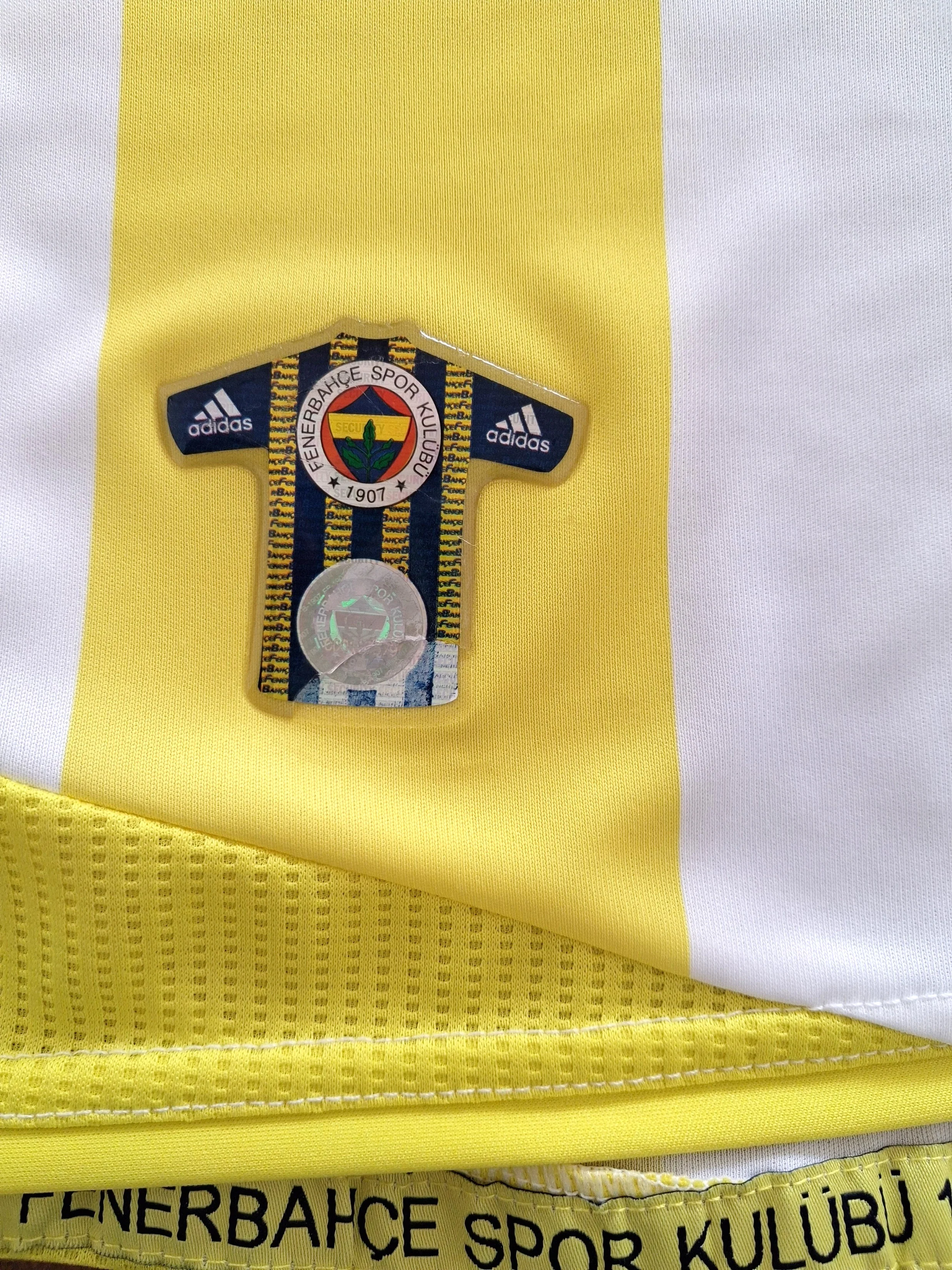 2009/10 Fenerbahçe Away Football Shirt R. Carlos #3 (XL) - Image 6