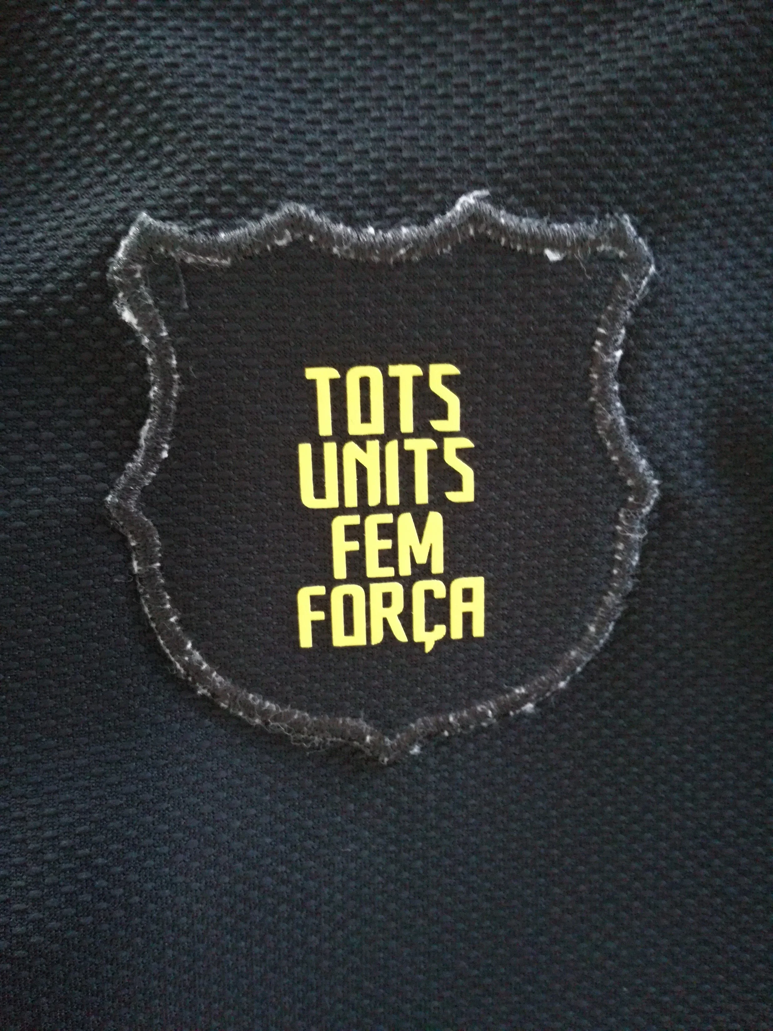 2011/12 Barcelona Away La Liga Football Shirt (XXL) - Image 8
