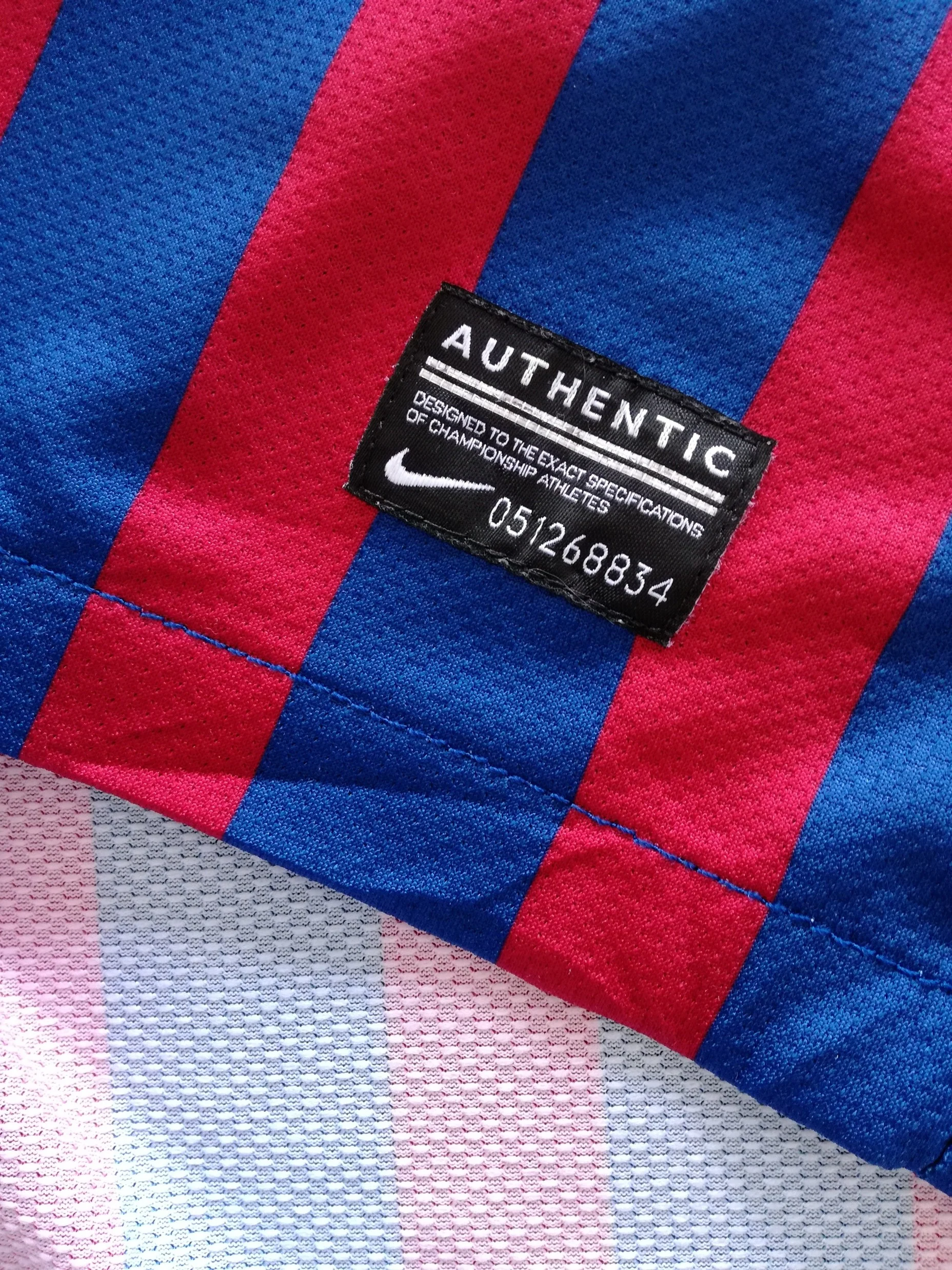 2011/12 Barcelona Home La Liga Football Shirt (S) - Image 6