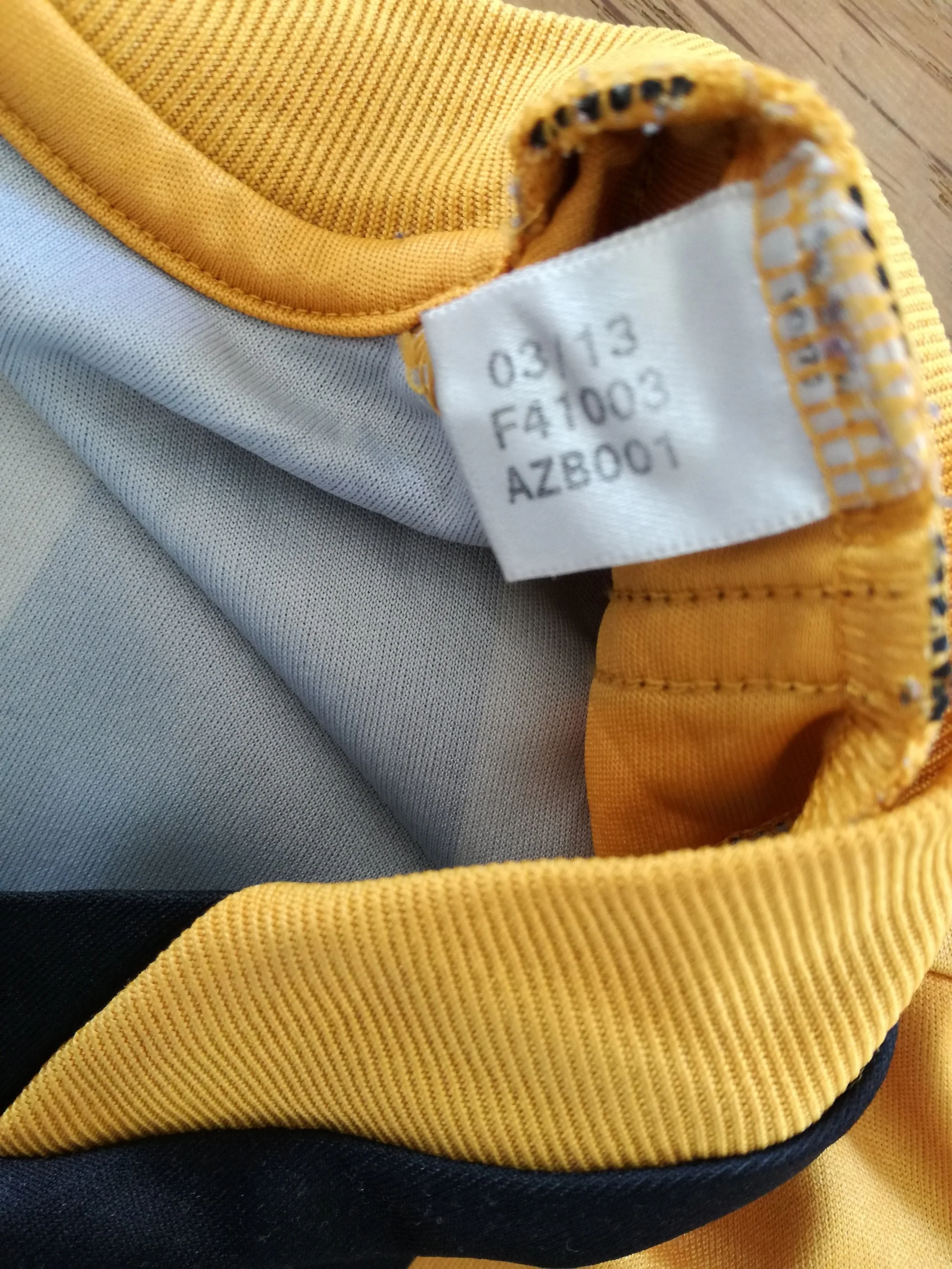 2013/14 Hull City Home Football Shirt (XXL) - Image 4