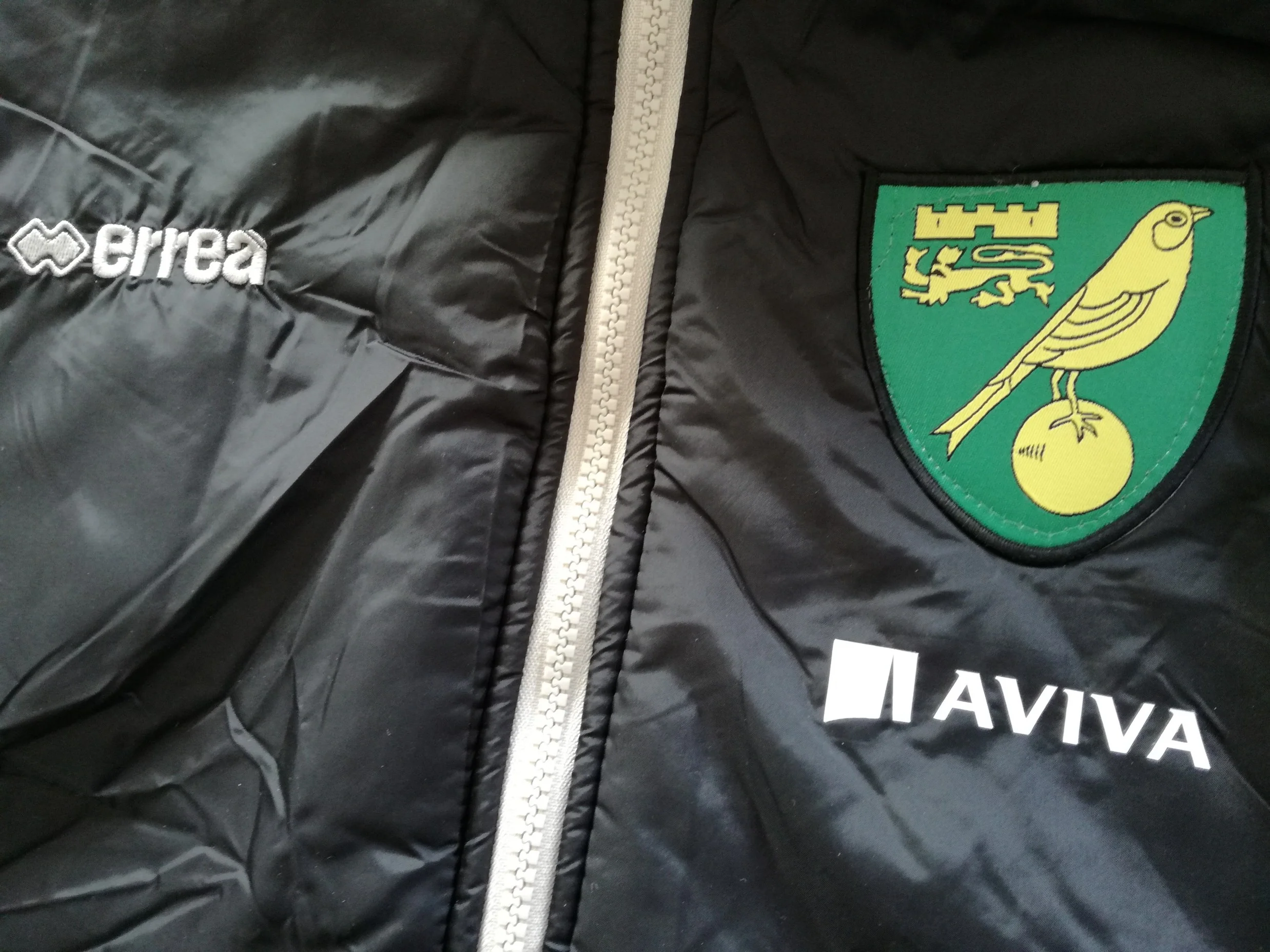 2013/14 Norwich City Gilet (3XL) *BNWT* - Image 2