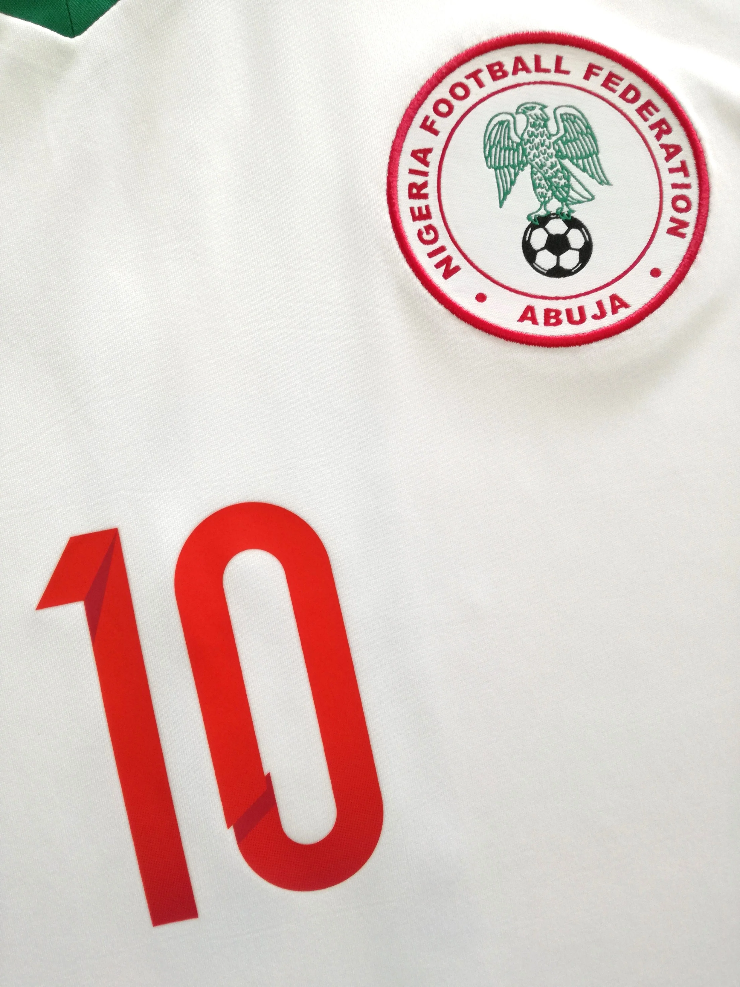 2014/15 Nigeria Away Football Shirt Mikel #10 (L) - Image 3
