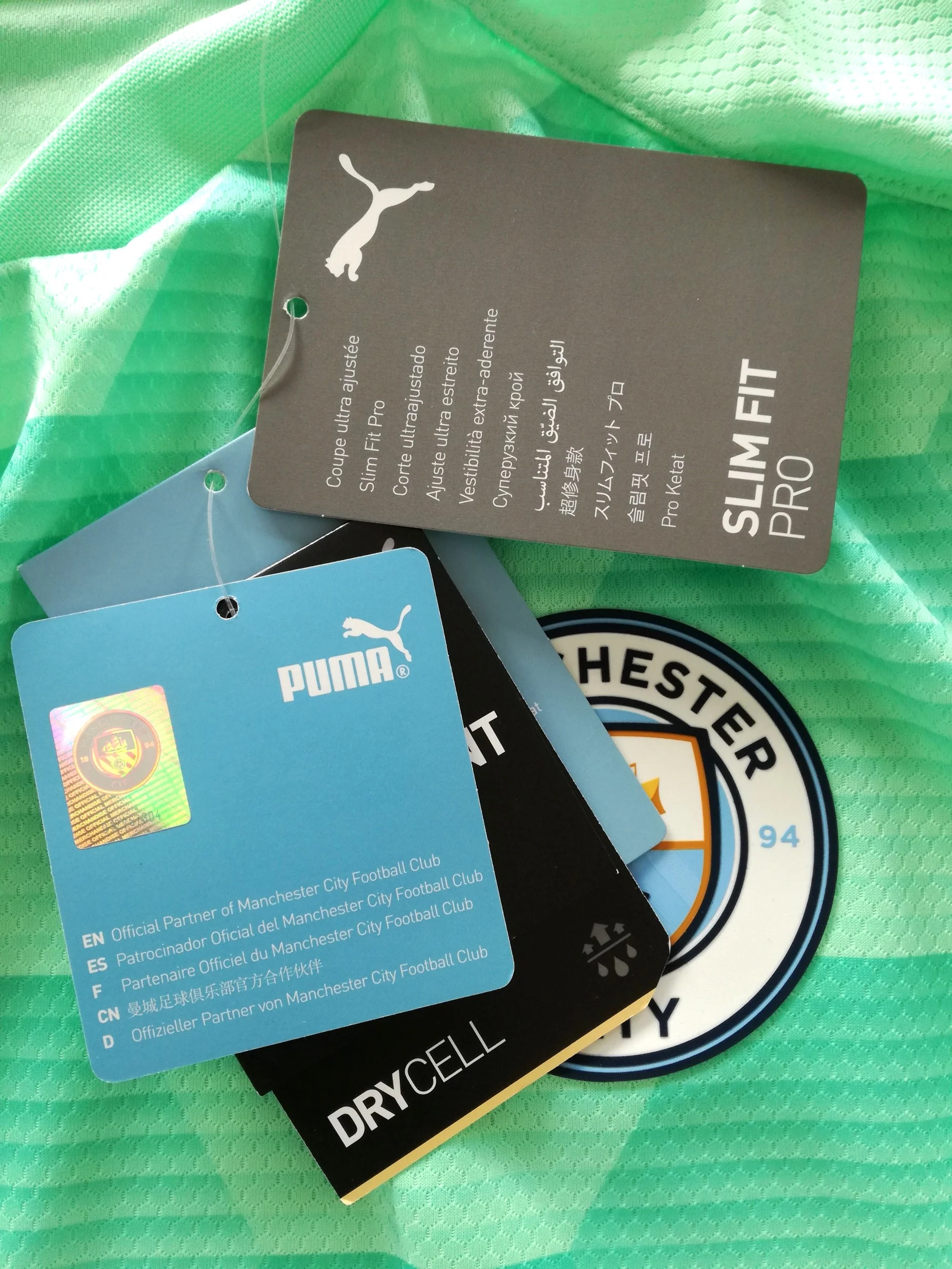2020/21 Man City GK Football Shirt. (L) *BNWT* - Image 2