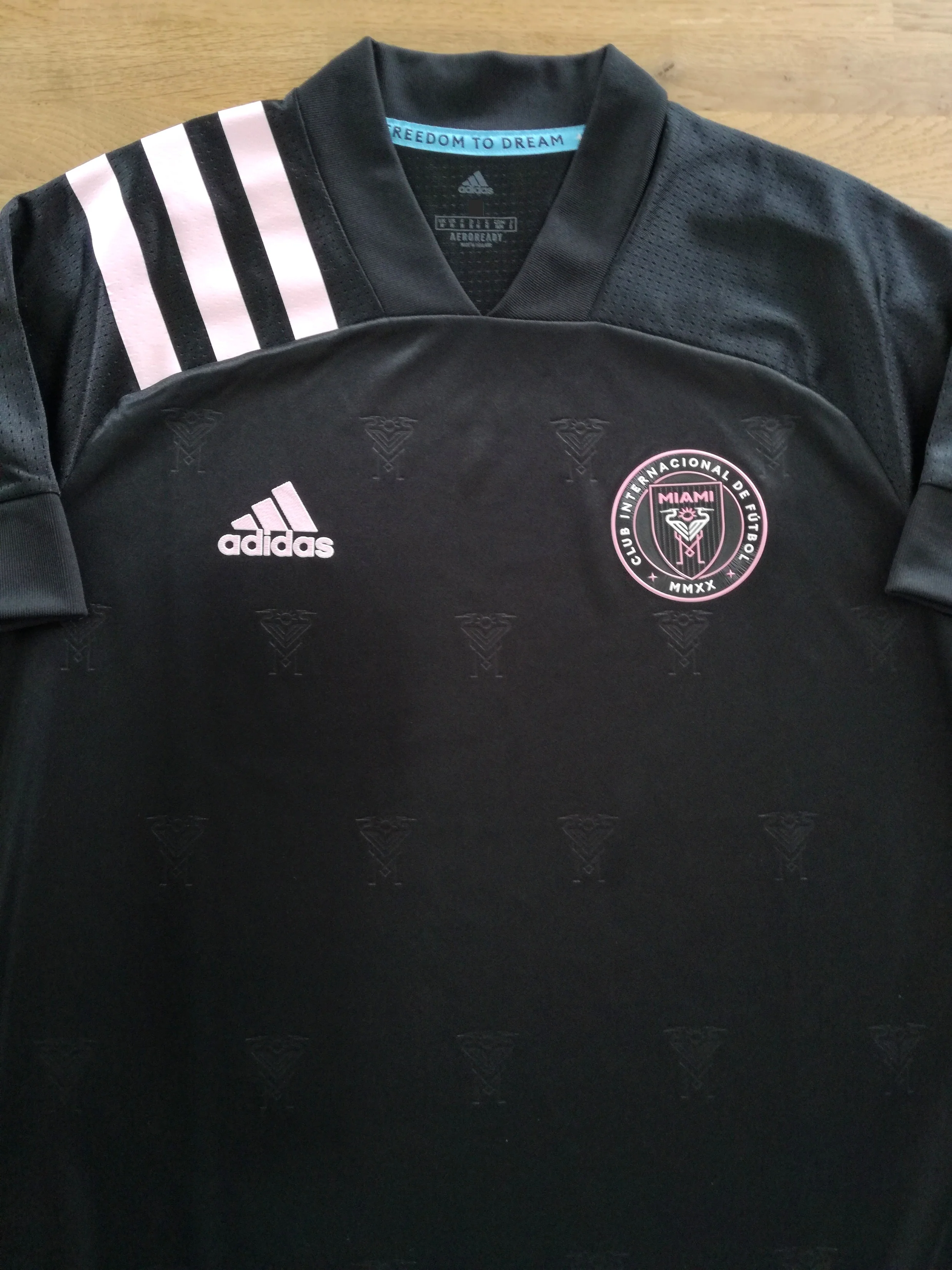 2020 Inter Miami Away Authentic Football Shirt (M)