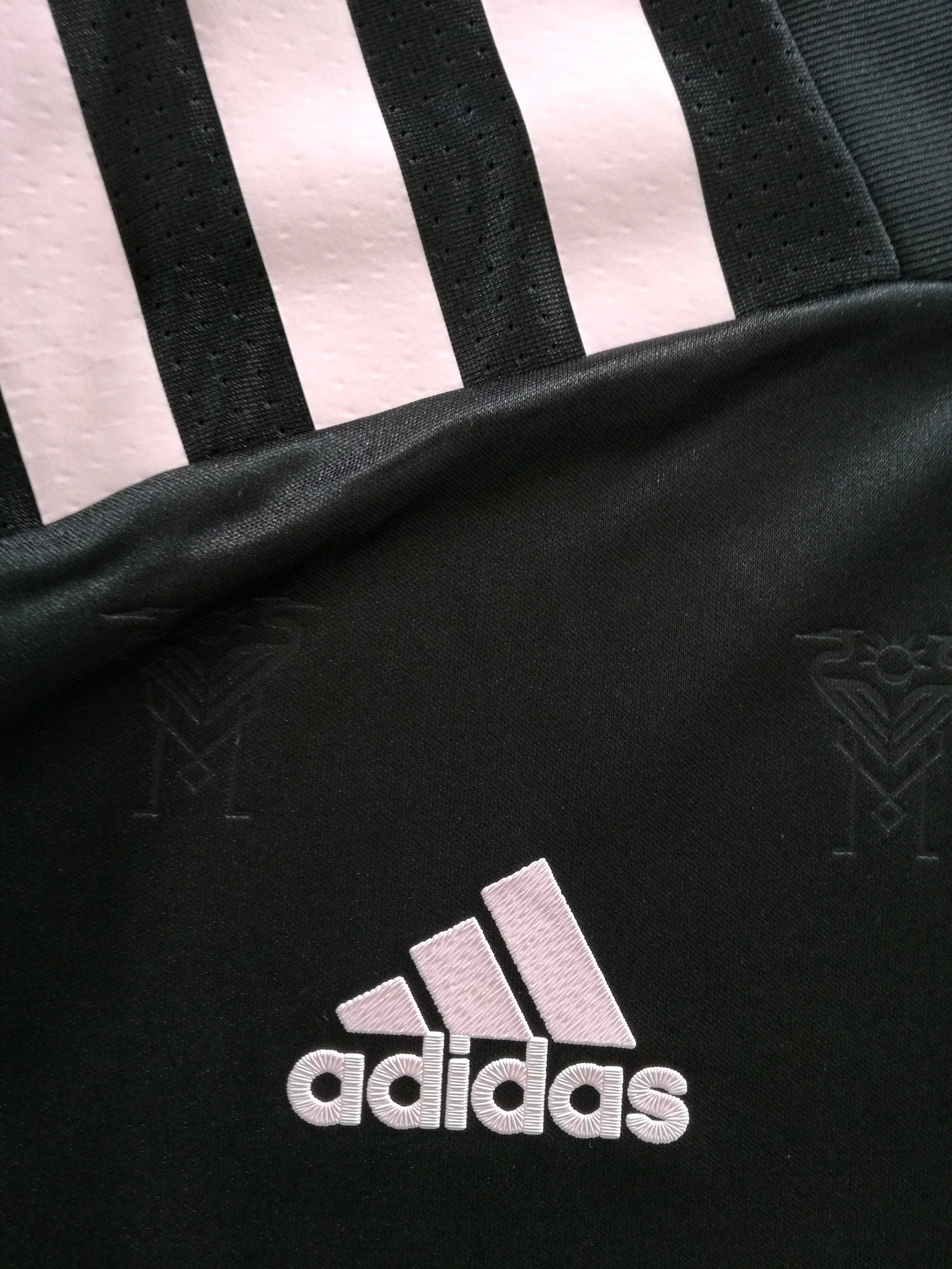 2020 Inter Miami Away Authentic Football Shirt (M) - Image 4