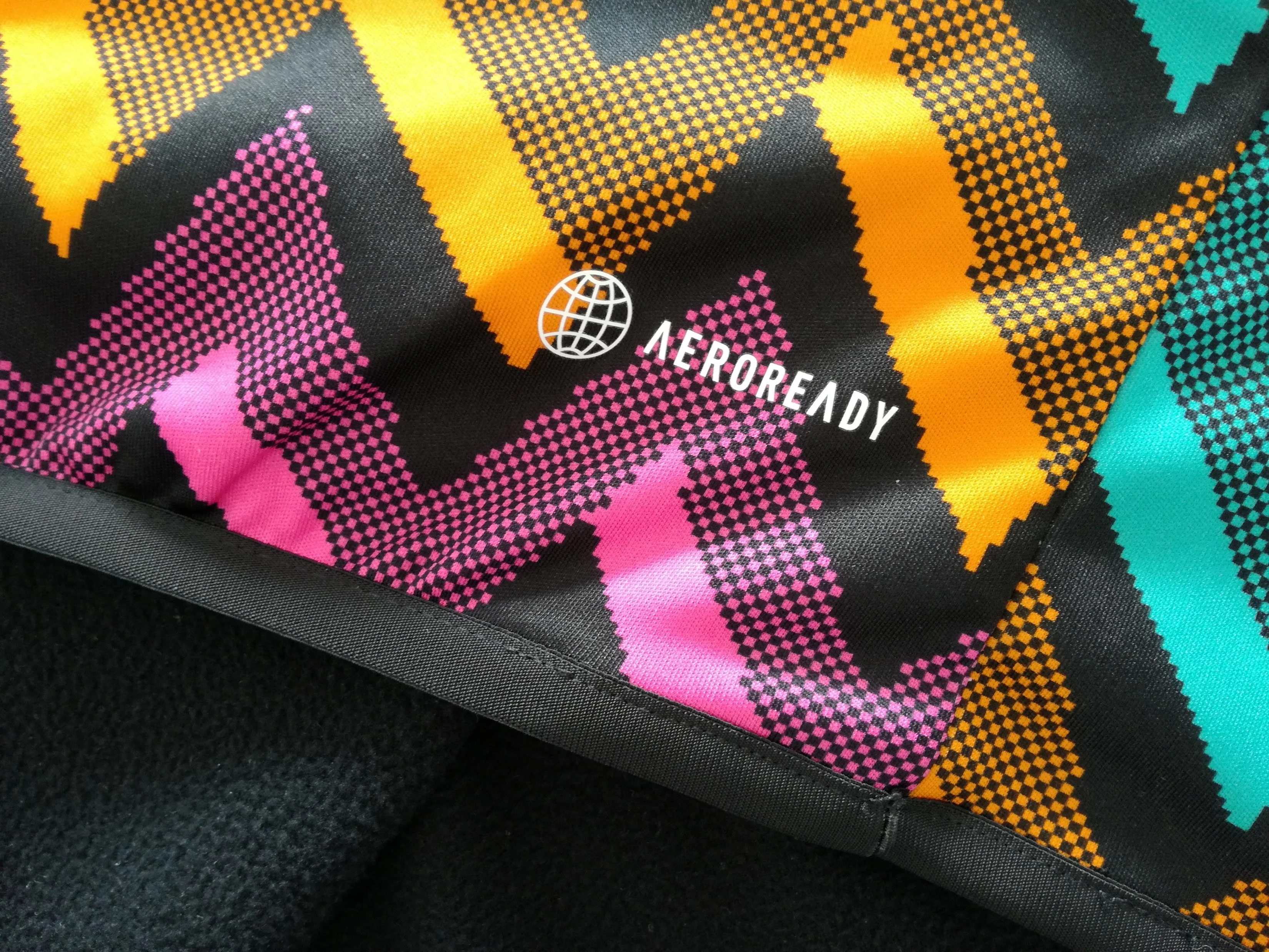 2022/23 Juventus Warm-Up Top (XXL) - Image 5