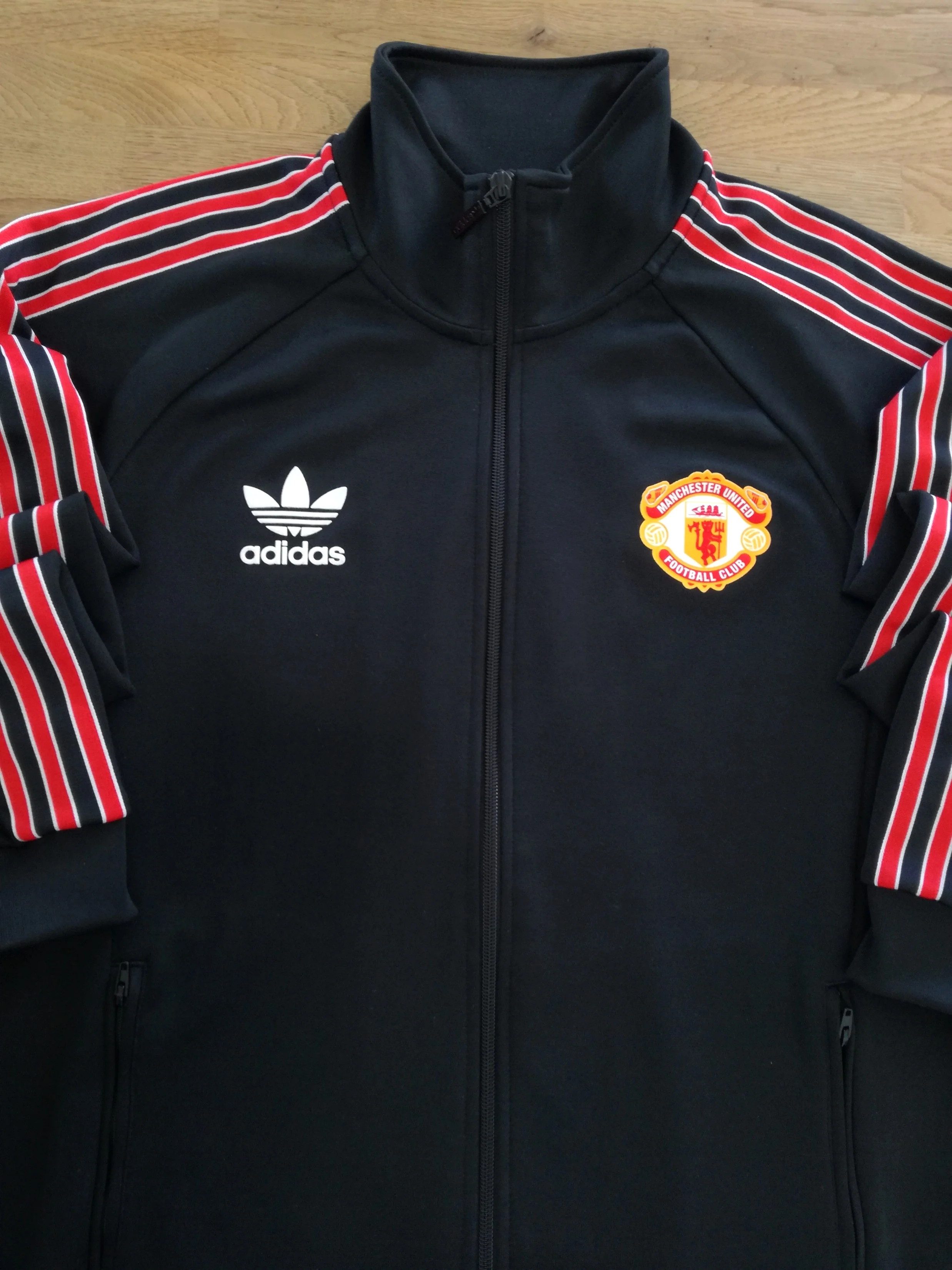 2022 Man Utd Originals Track Jacket (M)
